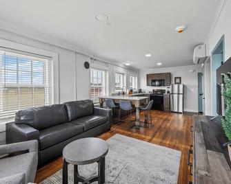 Historic Elegance Loft In Downtown Conwa - Conway - Sala