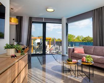 Villa Laurel - Skradin - Вітальня