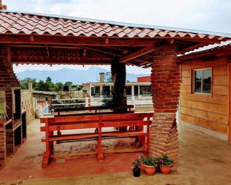 Nice Quadruple Cabin Equipped And Very Central - Zacatlán - Patio