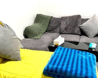 ManchesterCity 2Bed House Kingbed Wifi breakfast - Mánchester - Sala de estar
