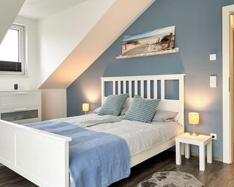 Maisonette-Wohnung in Norderstedt - Norderstedt - Schlafzimmer