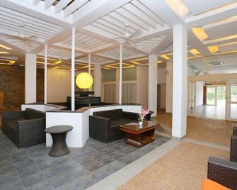 Townhouse Island Inn - Ernakulam - Lobby