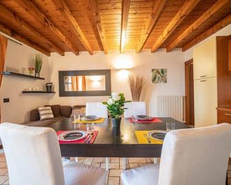 Bright Apartments Padenghe - Chateau Lake View - Padenghe sul Garda - Soggiorno