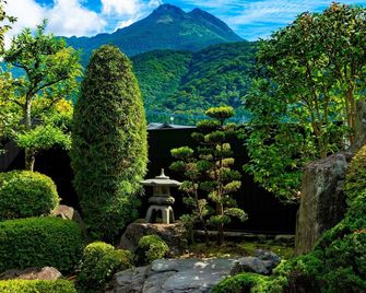 Yawaragi-no-Sato Yadoya - Yufu - Outdoors view