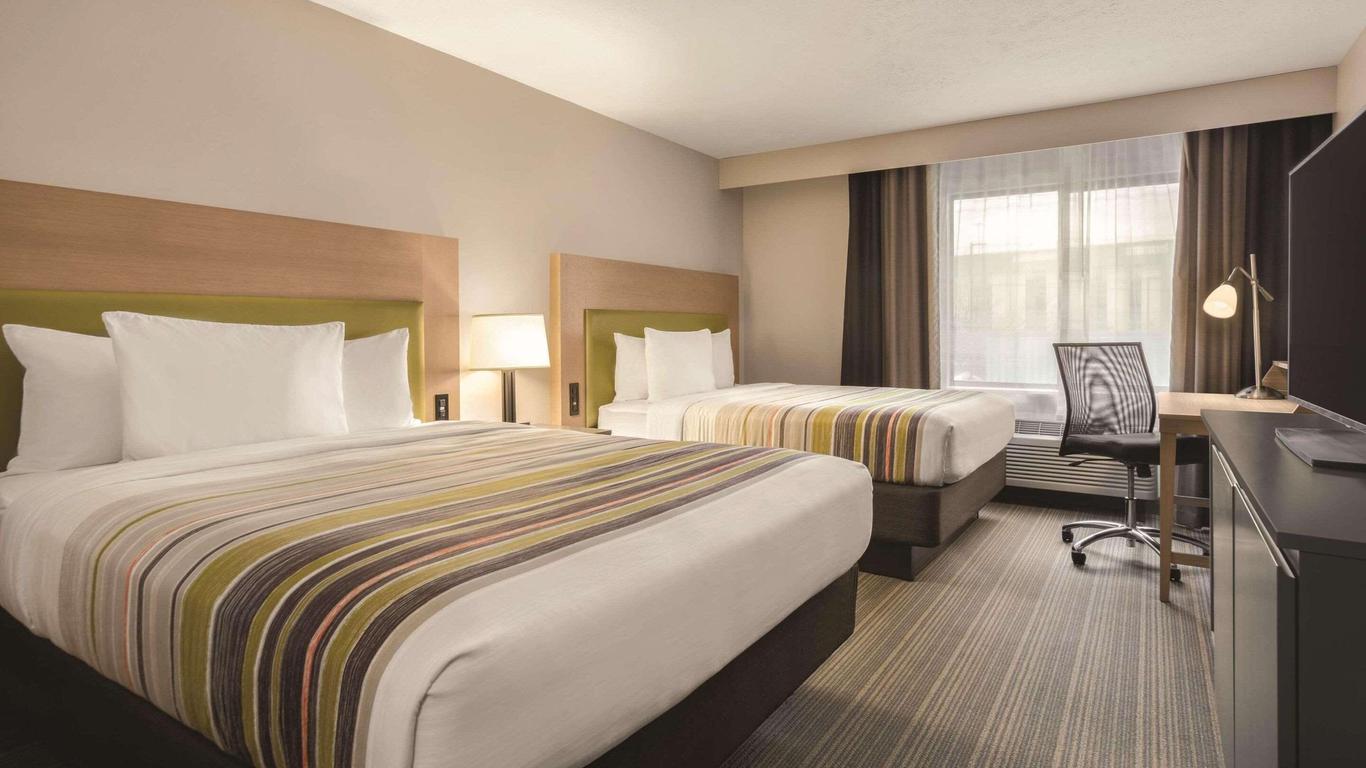 Country Inn & Suites by Radisson, Erie, PA