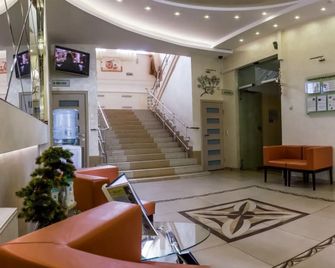 Molodezhnaya Hotel - Brest - Vestíbul