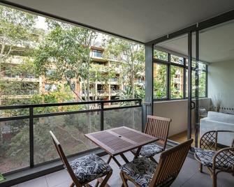 Treetops Erskineville Apartment w Parking & Aircon - Sydney - Balcony