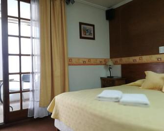 Hosteria Amparo - Neuquén - Habitació