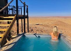 Moon Mountain Lodge - Solitaire - Pool