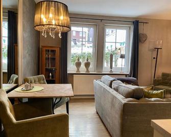 Country-Suites By Verdino Living - Apartments & Suites - Braunlage - Oturma odası
