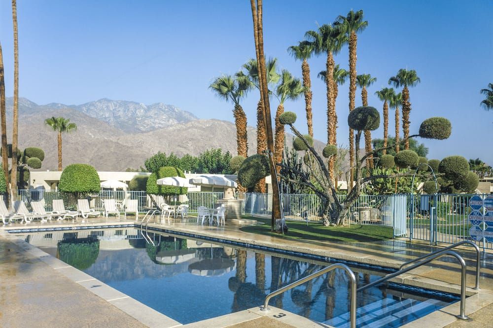 Desert Isle of Palm Springs - פאלם ספירנגס - בריכה