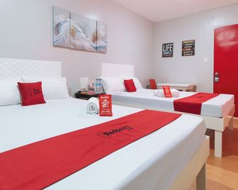 RedDoorz Near Christ the King Medical Center - Las Piñas - Slaapkamer