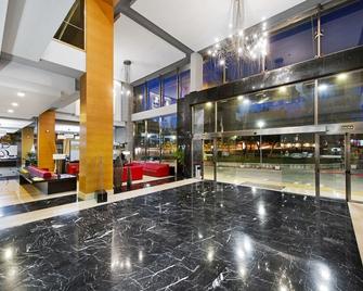 Elba Almería Business & Convention Hotel - Almería - Lobby