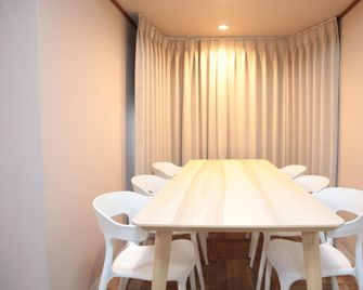 Hokusai Stay - Osaka - Comedor