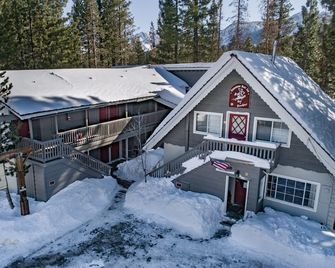 Cinnamon Bear Inn - Mammoth Lakes - Toà nhà