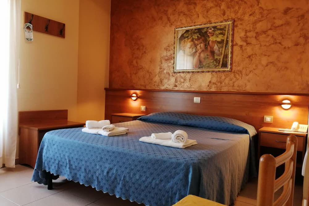 Hotel Il Vulcano - Tropea - Bedroom