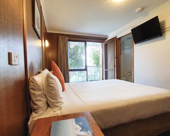 Point Lonsdale Guest House - Queenscliff - Bedroom