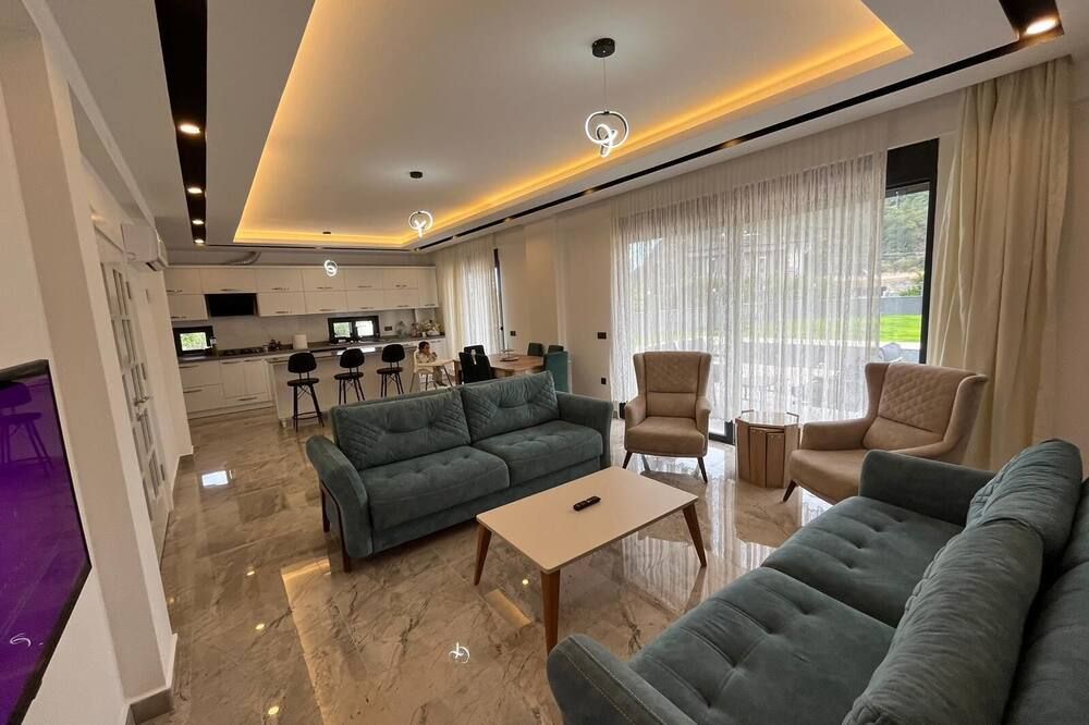 Işık Villa Home - Camyuva - טרקלין