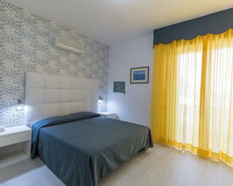 Nelson Hotel - Alba Adriatica - Bedroom