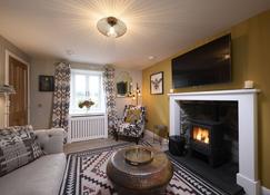 Balnacraig Farmhouse - Inverness - Living room