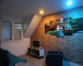 Le Sleepway Lorient - Lorient - Wohnzimmer