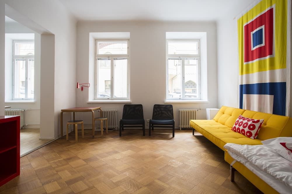 2ndhomes Katajanokka 2BR apartment with sauna - הלסינקי - סלון