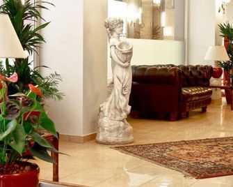 Garibaldi Palace - Milano - Lobby