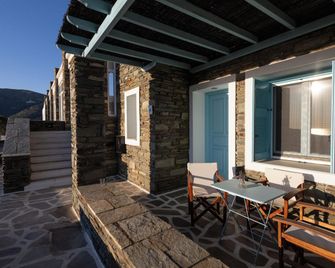 Perla Pool Hotel Andros - Menites - Μπαλκόνι