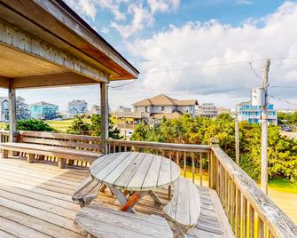 Whitaker Escape #5hhh - Hatteras - Balcon