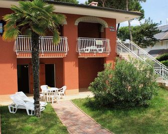 Lignano close to the beach - Lignano Sabbiadoro - Patio