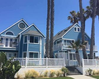 Huge Beach Views Starfish Cottage Ocean Beach - San Diego - Rakennus