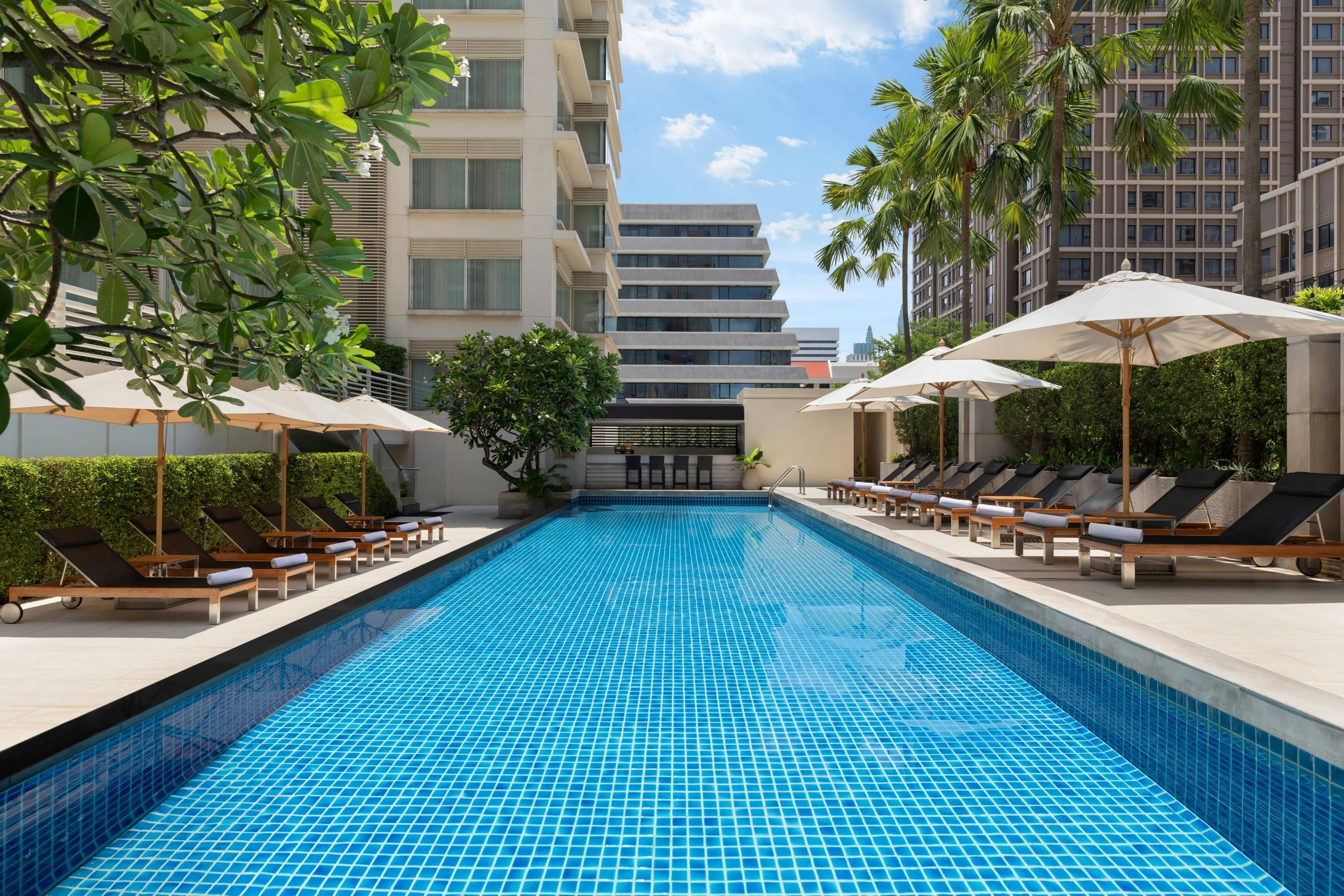 Courtyard by Marriott Bangkok thumbnail 3