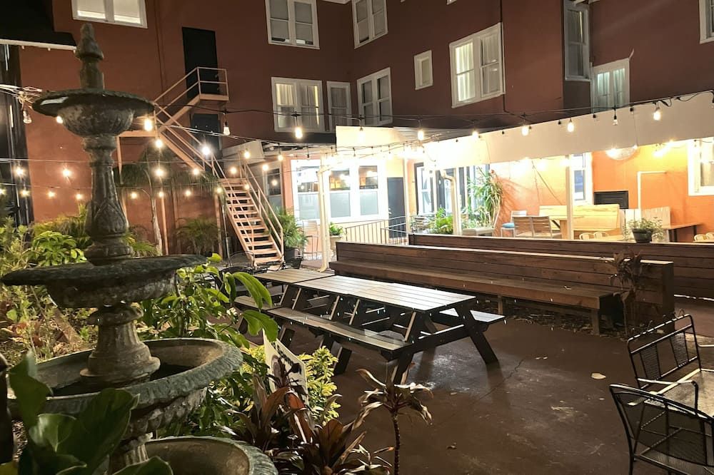 The Deland Hotel - DeLand - Innenhof