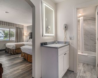 Travelodge by Wyndham Traverse City MI - טראברס סיטי
