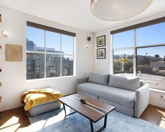 Beautiful Live-Work San Francisco Loft in DogPatch - San Francisco - Living room