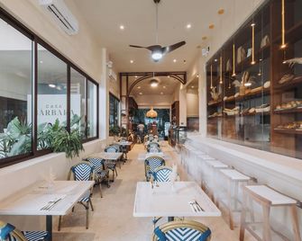 هوتل كاسا باربارا هولبوكس - هولبوكس أيلاند - مطعم