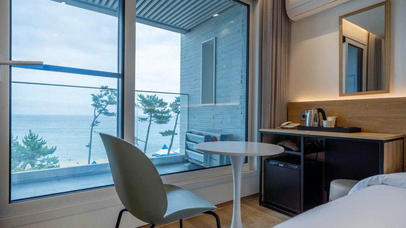 Gangneung Gyeongpo Hotel Mare