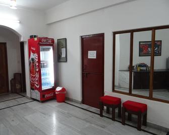 N Homestay Agra - Agra - Lobby