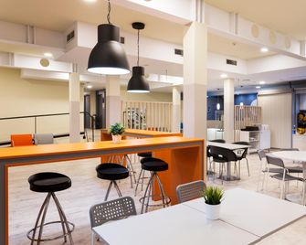 B&B Hotel Valencia Aeropuerto - Paterna - Restaurante