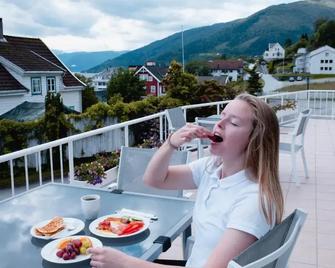 Kringsjå Hotel - Balestrand - Balcon