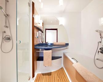 أجنحة نوفوتيل هانوفر - هانوفر - غرفة نوم