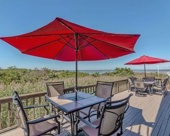 Fire Island Beach House - Bay Shore - Balcony