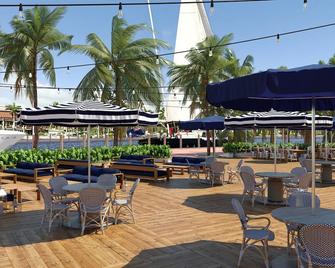 Modern 1/1 Penthouse Condo in Downtown Las Olas - Fort Lauderdale - Patio