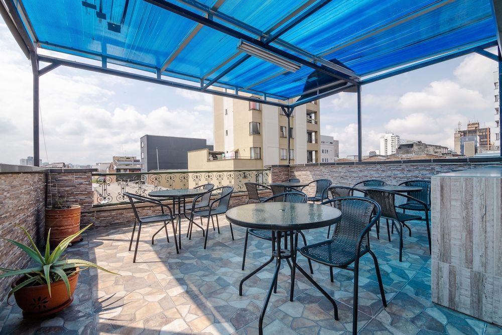 Hotel Ayenda Olimpa 1144 - פריירה - פטיו