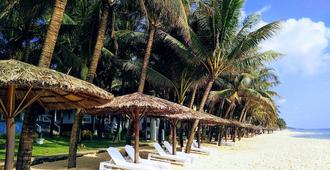 L'azure Resort And Spa - Phu Quoc