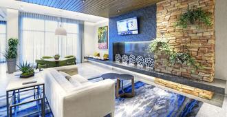 Fairfield Inn & Suites by Marriott Ottawa Airport - Ottawa - Lobby