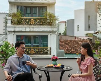 Serene Central Hotel - Hanoi - Balcony