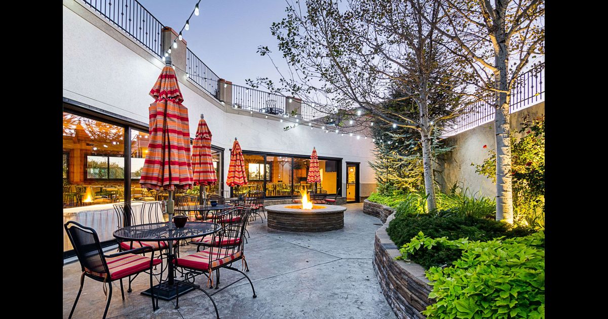 Clarion Inn in Garden City, the United States from 132 Deals, Reviews