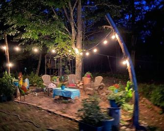 Tree Top Lodge - Cook - Patio