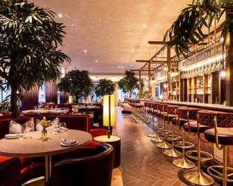 The Trafalgar St. James London, Curio Collection by Hilton - London - Bar